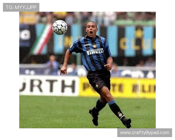 罗纳尔多近期状态回暖,表现稳健备受期待 罗纳尔多近期状态回暖,表现稳健备受期待