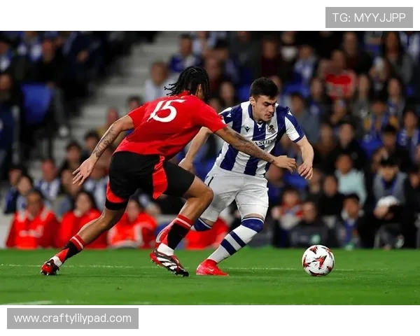 多特蒙德的核心危机:战术无体系、阵容两极分化,豪门定位与争冠梦渐行渐远 多特蒙德的核心危机:战术无体系、阵容两极分化,豪门定位与争冠梦渐行渐远